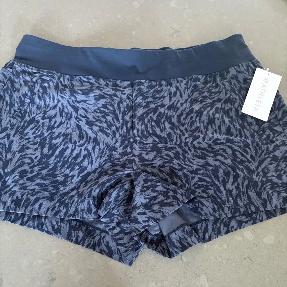 NEW Athleta Womens 20 Trekkie North Printed Short Blue‎ Ripstop Hike Camp Trail